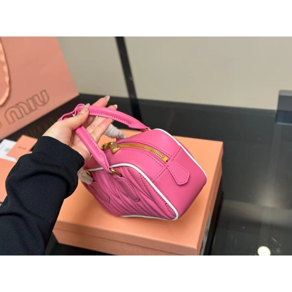 Miu Miu cartera/crosbody