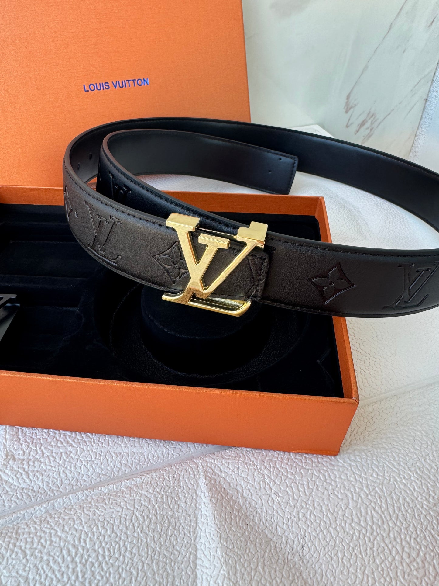 Cinturón LV Doble Hebillas (Incluye Caja y Bolsa)