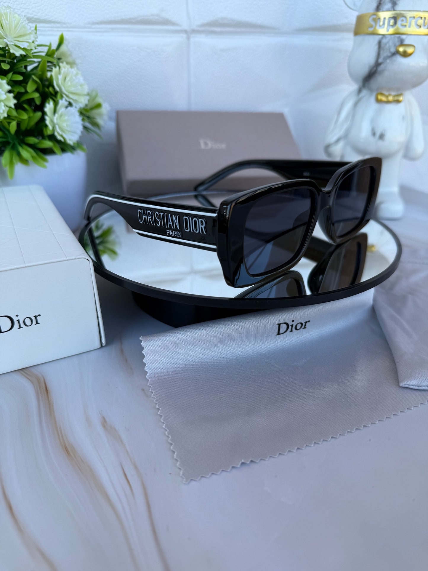 Dior 56