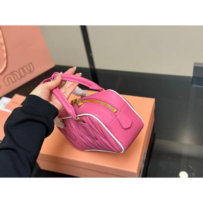 Miu Miu cartera/crosbody