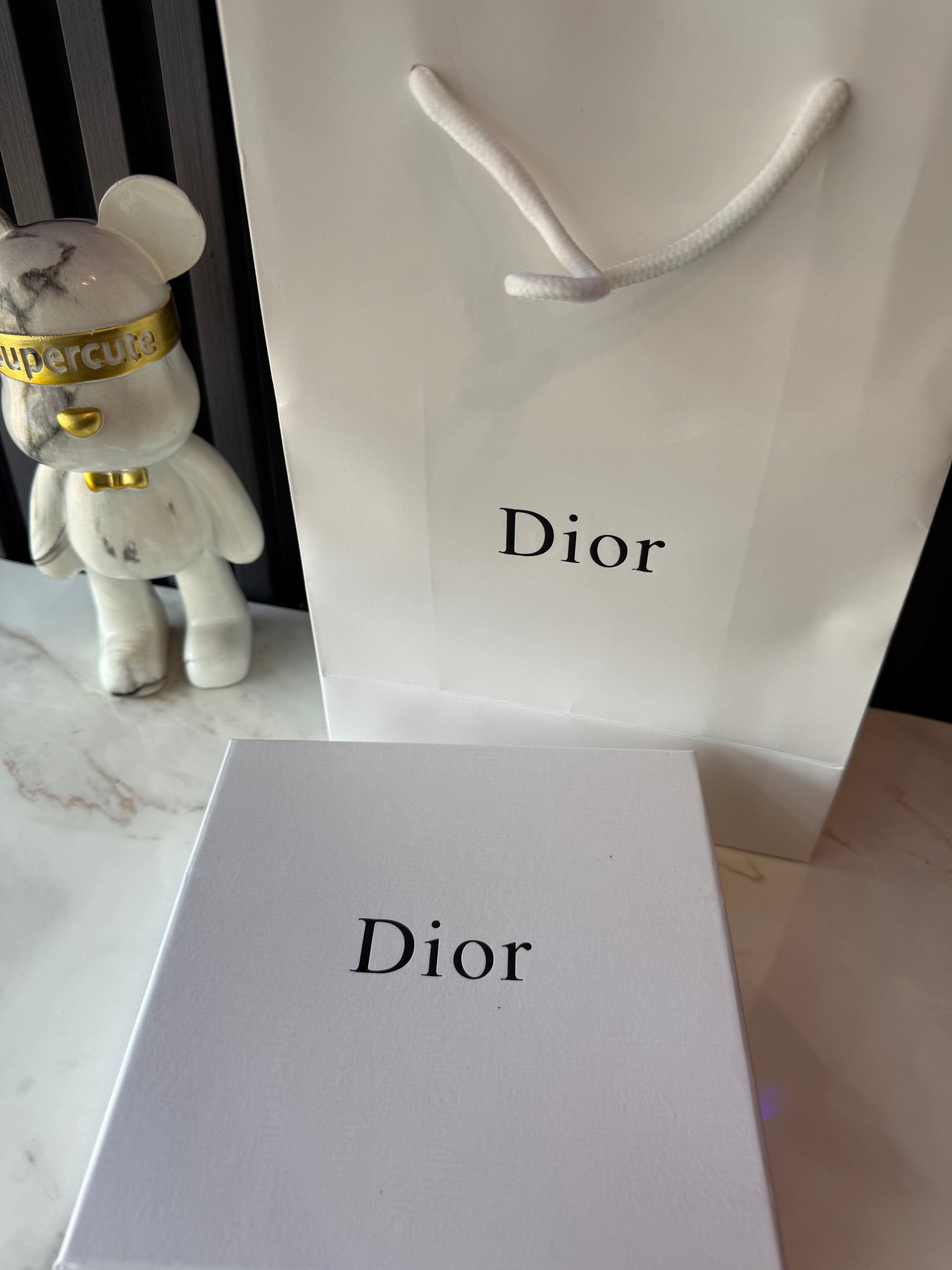 Cinturón Dior  (incluye caja y Bolsa)