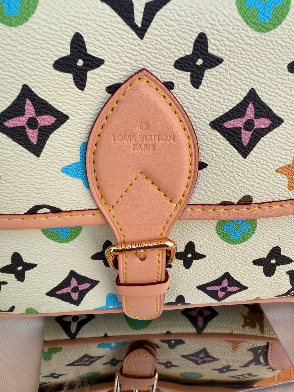 Cartera LV