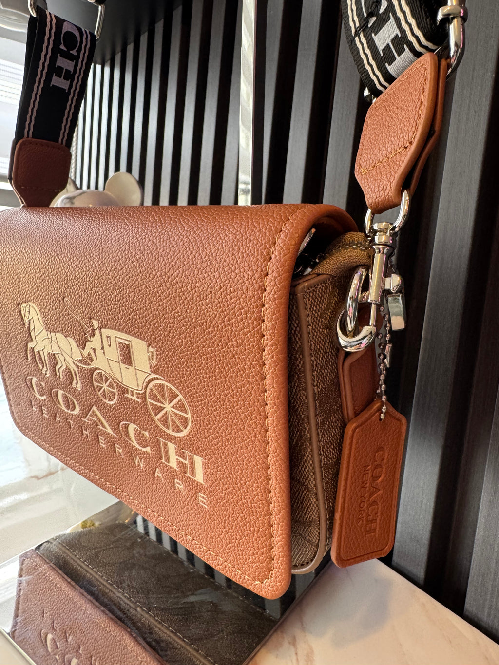 Crossbody coach