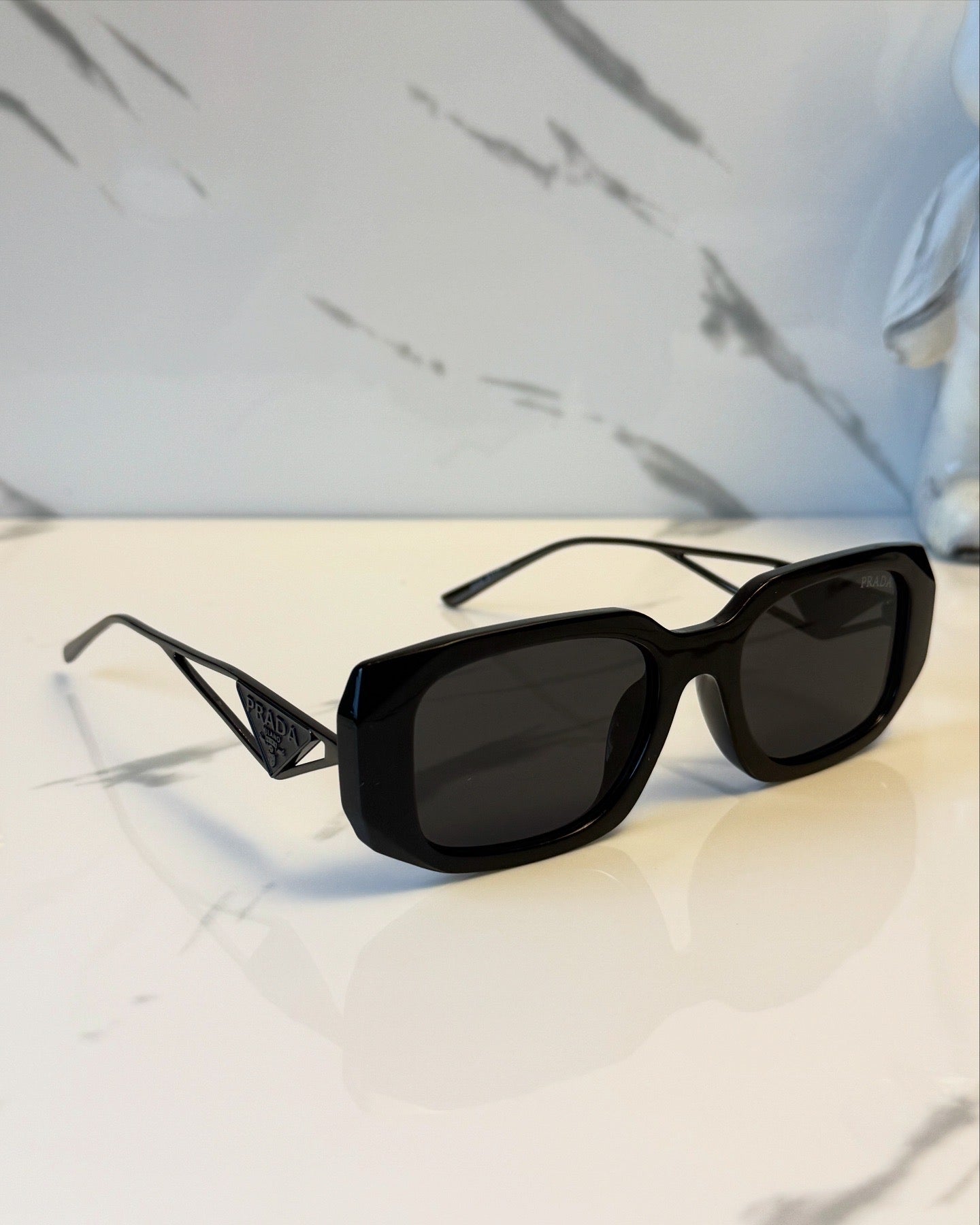 Lentes de Sol Estilo Prada