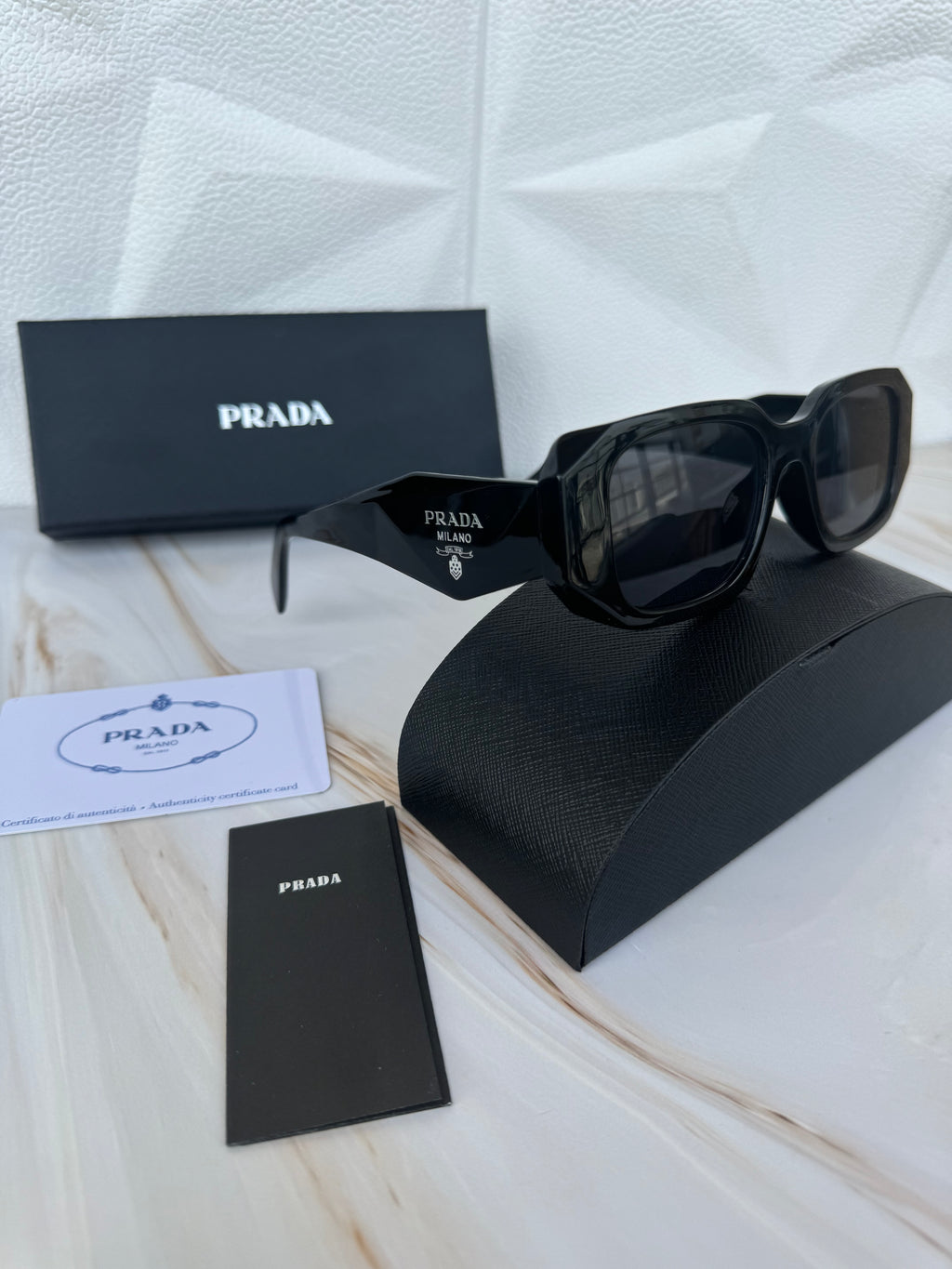 Lentes de sol Prada 100% Protección total para tus ojos