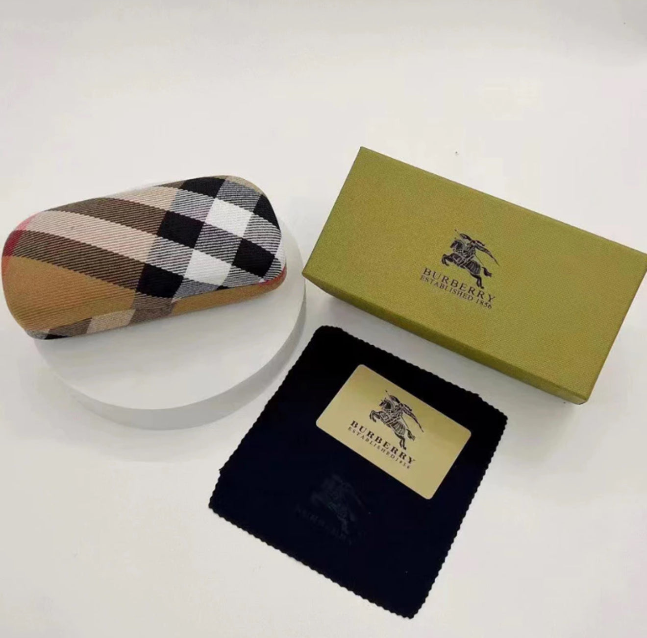 Cajas y estuche para lentes